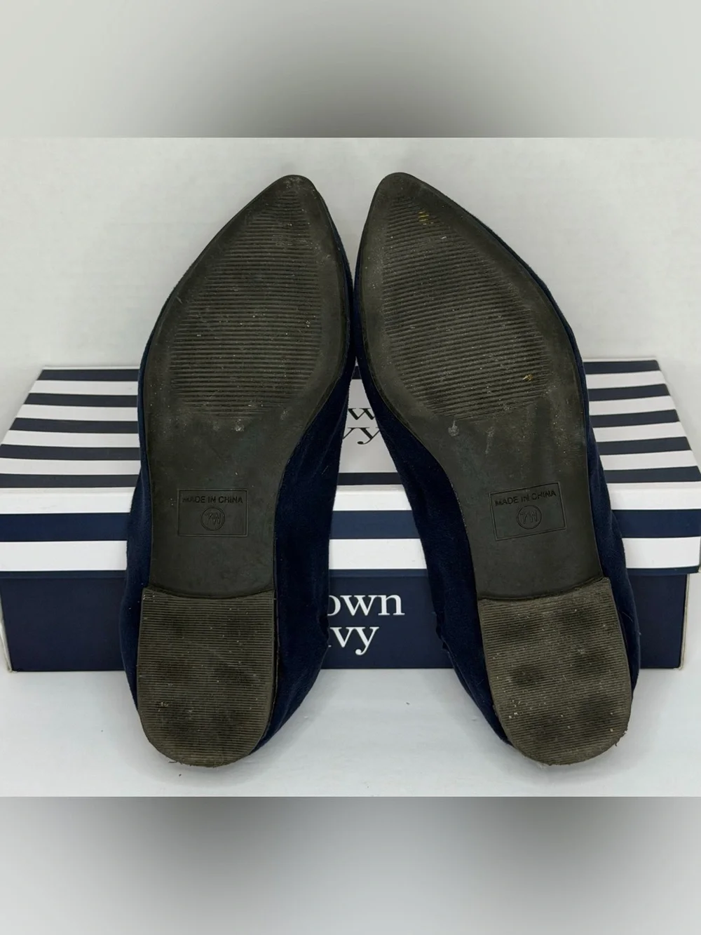 Crown & Ivy Navy Suede Pointed Toe Flats Size 7W EUC